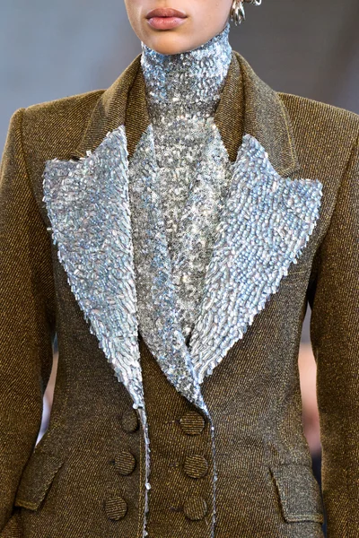 Look 20
